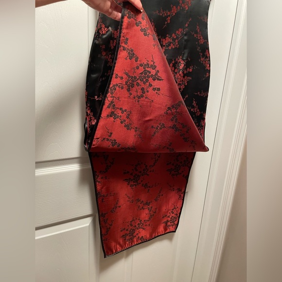 Vintage Traditional Chinese Qipao Style Cheongsam Dress. Size 6. Like New. - Picture 8 of 8